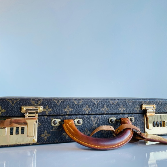Louis Vuitton Authentic Briefcase - Picture 7 of 8